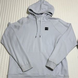 Men’s under armors hoodie